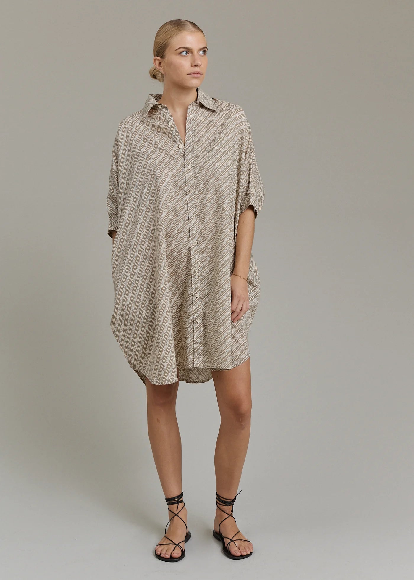 Acacia - Meeya Dress / Tiai