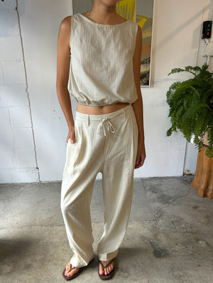 Here. - Relaxed Trouser