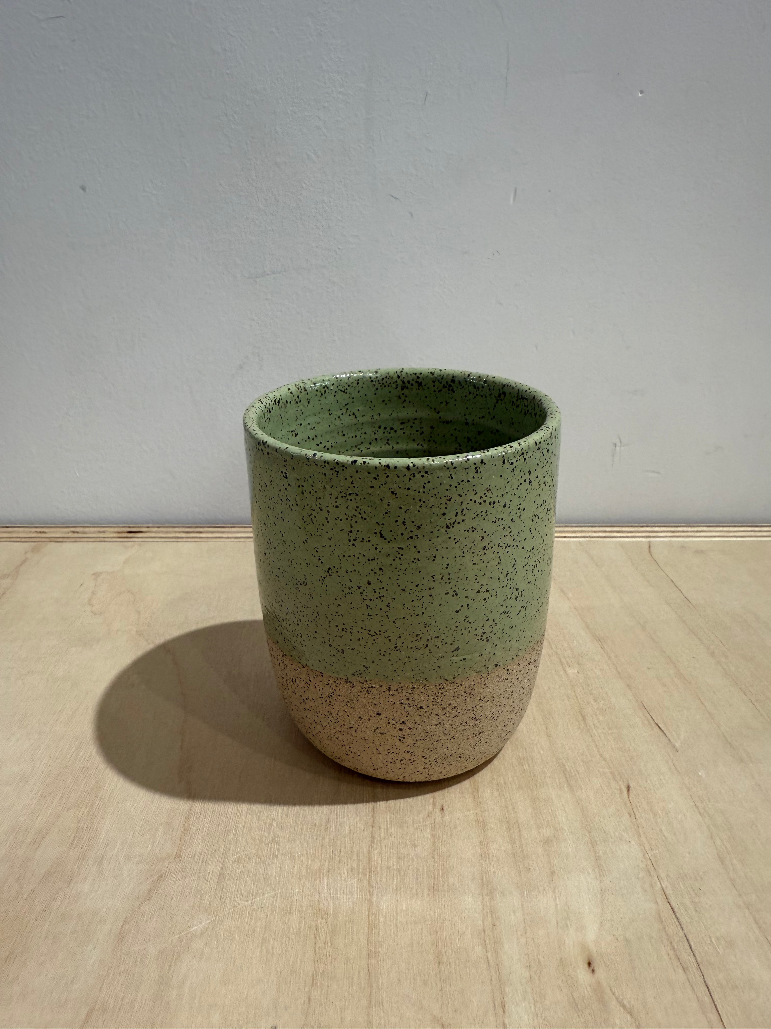 Tamiko Claire Stoneware - Mug / Plain