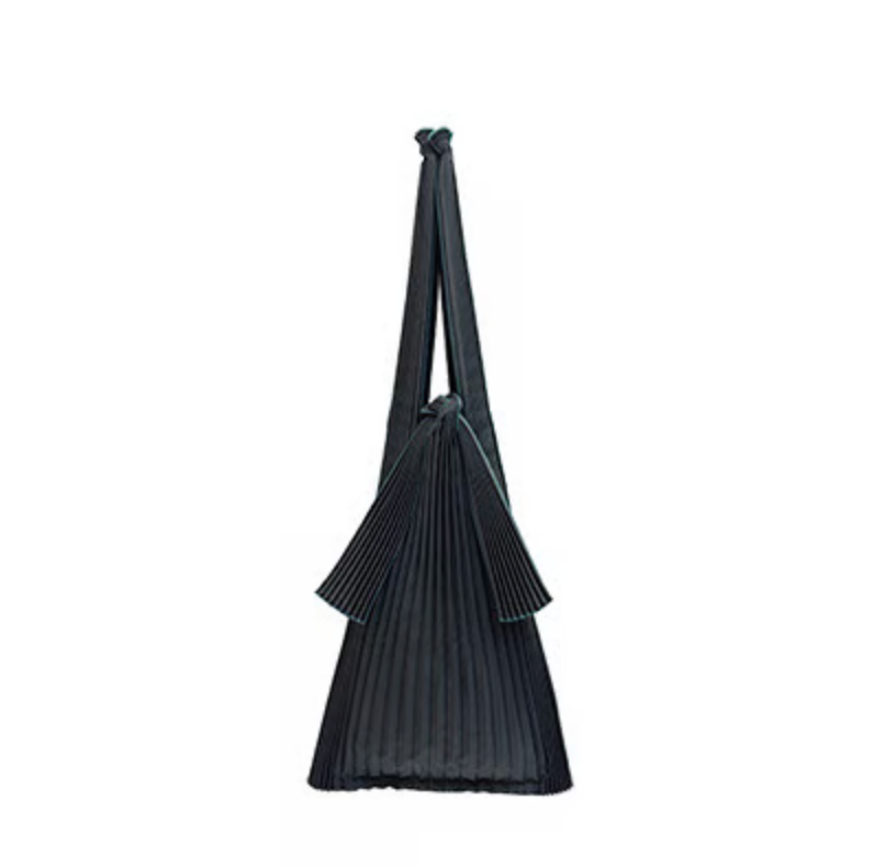 Kna Plus - PLECO Vertical Pleats Bag Large – Here.