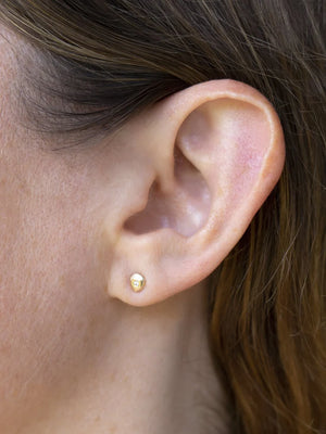 Takara - Neve Studs